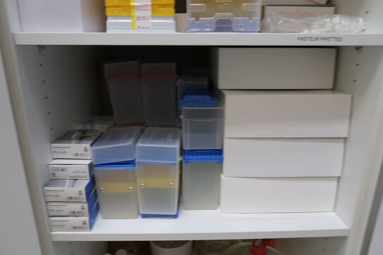 Div. Microplates, pipetter m.m.