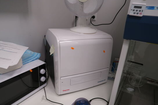 Microplate reader THERMO VARIOSKAN LUX