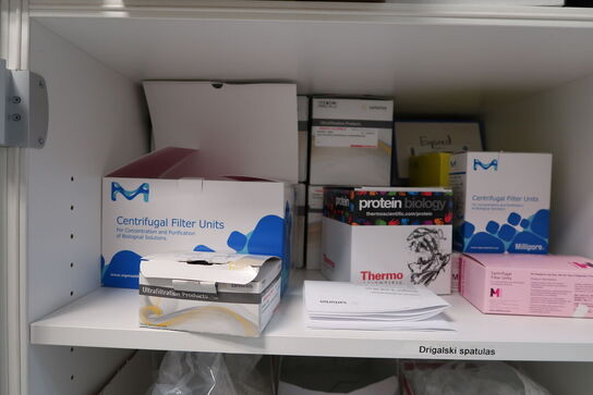 Div. Spatulas, tuber, pipetter m.m.