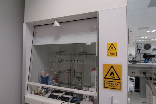 Stinskab ZYSTM ZAFE 15 uden indhold