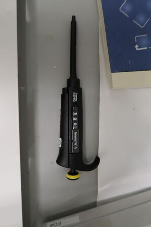 Stativ med 5 stk. pipetter THERMO SCIENTIFIC