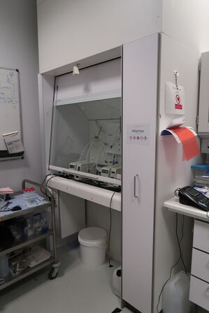 Stinskab ZYSTM ZAFE 15 uden indhold