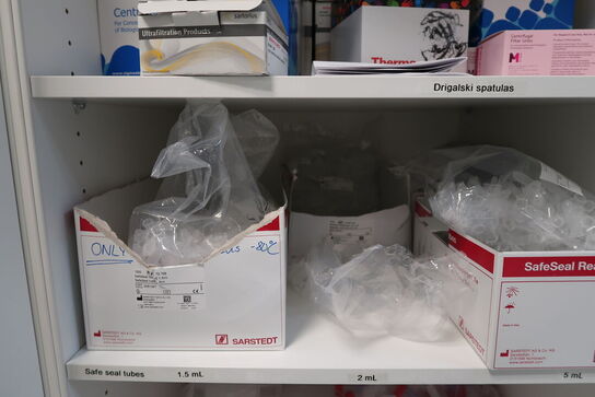 Div. Spatulas, tuber, pipetter m.m.