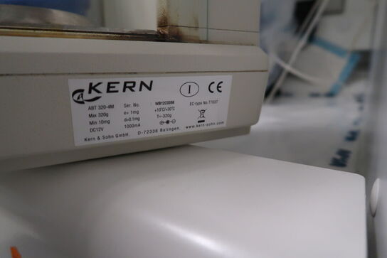 Analysevægt KERN ABT 320-4M