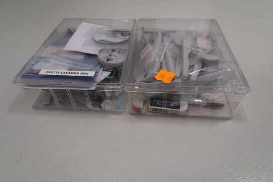 Div. Laboratorieudstyr bl.a. pipette renser