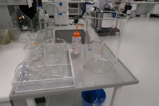 Div. Laboratorieglas