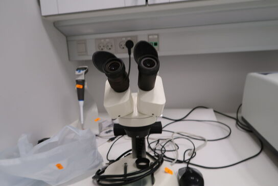 Mikroskop CETI STAR-24ED