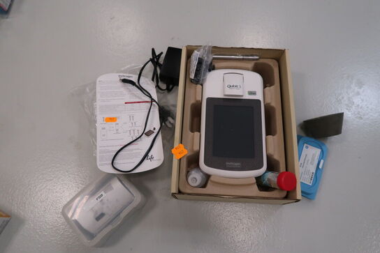 Fluorometer INVITROGEN Qubit 3.0 