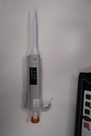 Stativ med 6 stk. pipetter THERMO SCIENTIFIC