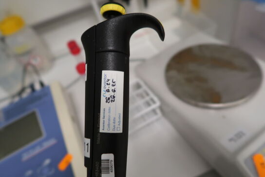 Stativ med 5 stk. pipetter THERMO SCIENTIFIC