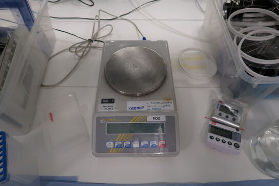 Laboratorievægt KERN 572-35