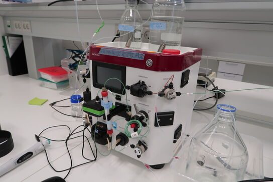 Chromatography system GE HEALTHCARE ÄKTAtm Start
