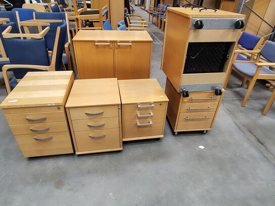 Skuffemoduler og kontorskab
