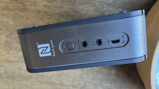 3 Vægure + DAB Radio