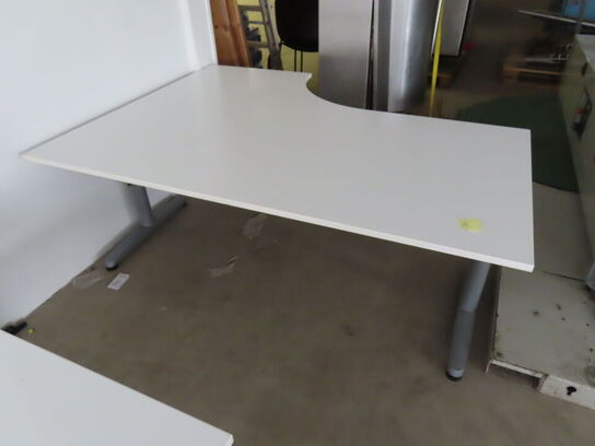 Skrivebord 160x120/80 (højdejusterbar)