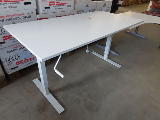Skrivebord 160x80 (højdejusterbar)