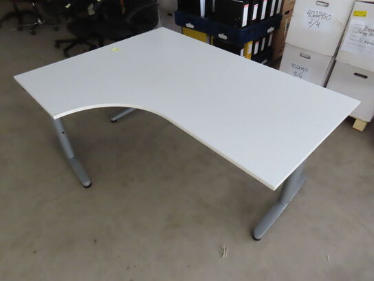 Skrivebord 160x120/80 (højdejusterbar)