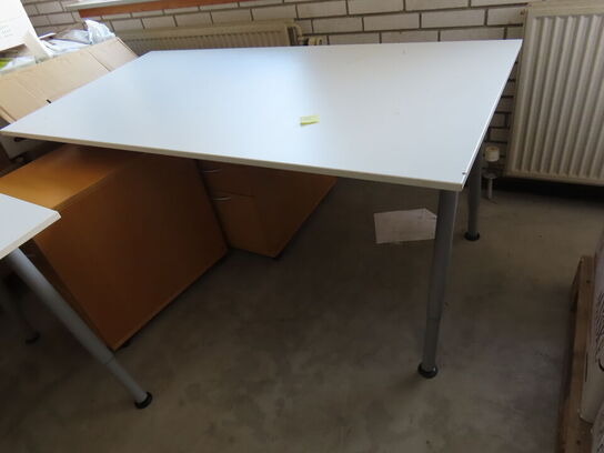 Skrivebord 160x80 (højdejusterbar)