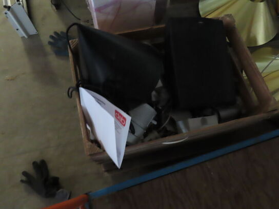 Blandede lamper og Højtaler TANNOY