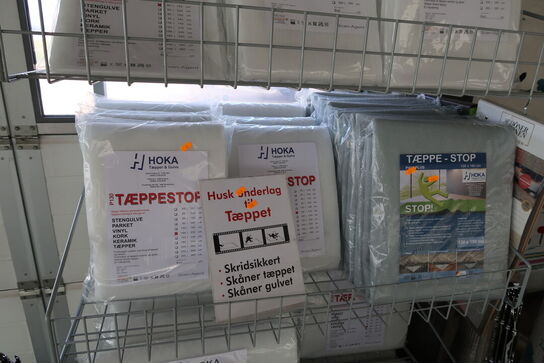 Stativ med div. Tættestop m.m.