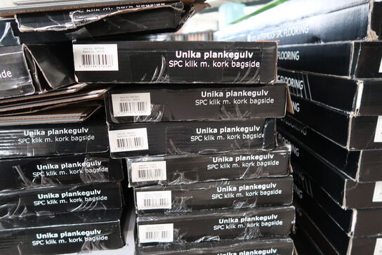 15 pakker gulvplanker UNIKA Plankegulv SPC Klik m. kort bagside