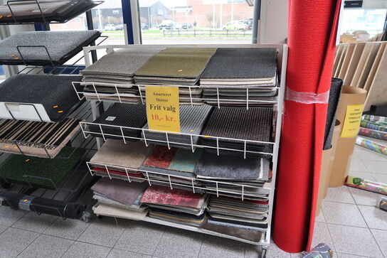 Stativ med div. måtter