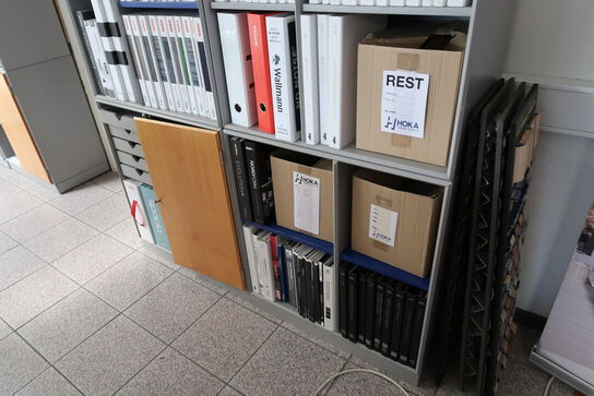 4 stk. reoler uden indhold