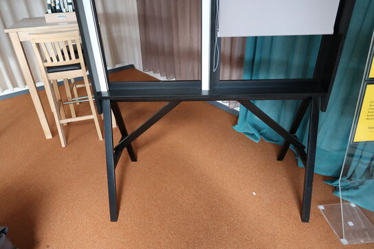 Stativ med div. Markiser m.m.