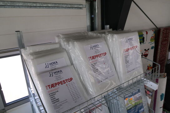 Stativ med div. Tættestop m.m.