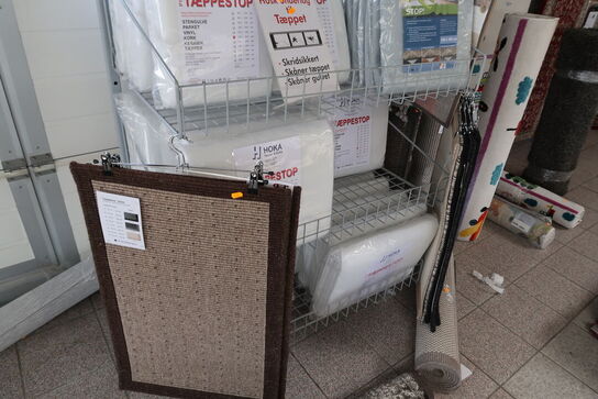 Stativ med div. Tættestop m.m.