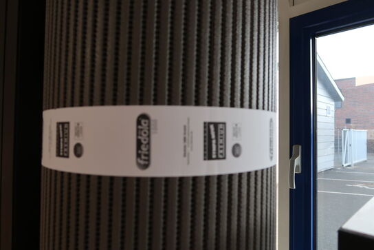 Rulle med dug FRIEDOLA