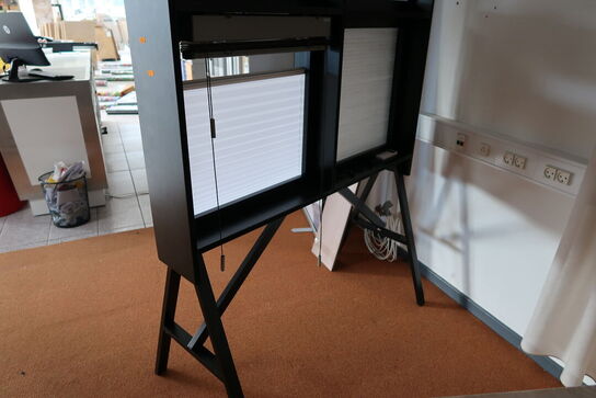 Stativ med div. Markiser m.m.