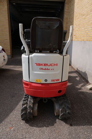 Minigraver TAKEUCHI TB210R