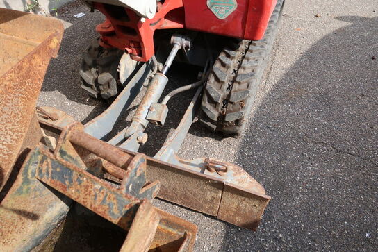 Minigraver TAKEUCHI TB210R