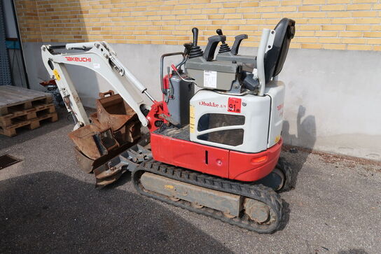 Minigraver TAKEUCHI TB210R