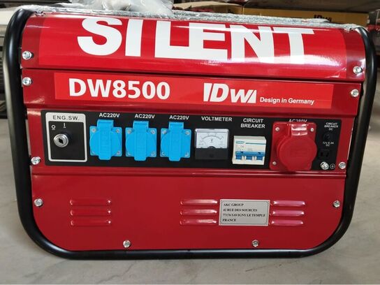 Generator med 6.5 hk benzin motor.