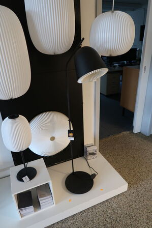 Gulvlampe LE KLINT 155 Caché