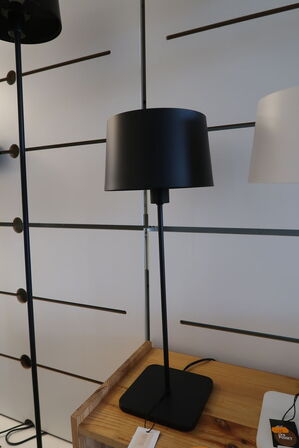 Bordlampe HERSTAL CUUB Matsort