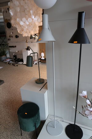 Gulvlampe FRANDSEN Lyss