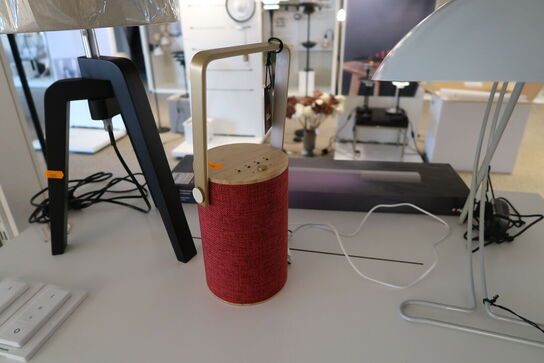 Bordlampe/højtaler LAMPEFEBER Silo 1 Rød