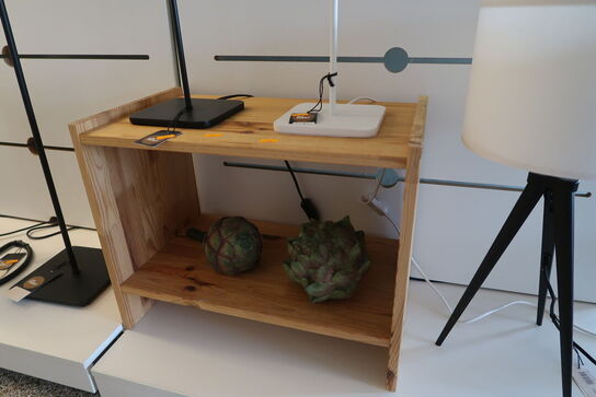 Sidebord uden indhold