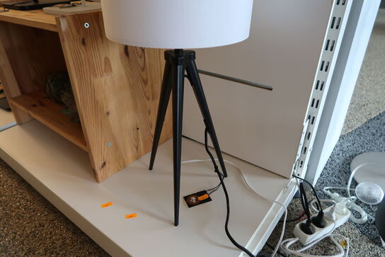Bordlampe PASO TRI 25 Sort/hvid