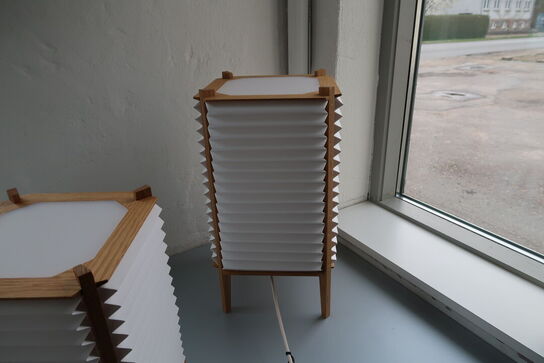 Bordlampe LE KLINT BeeHive Eg