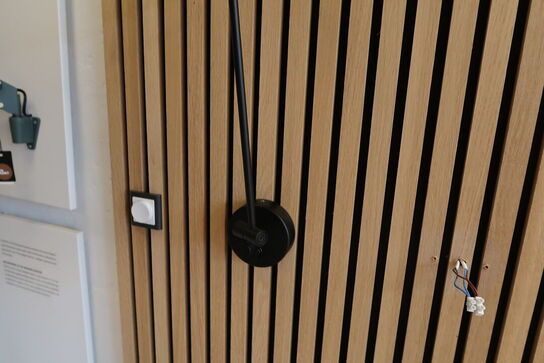 Væglampe LAMPEFEBER Arigato Sort