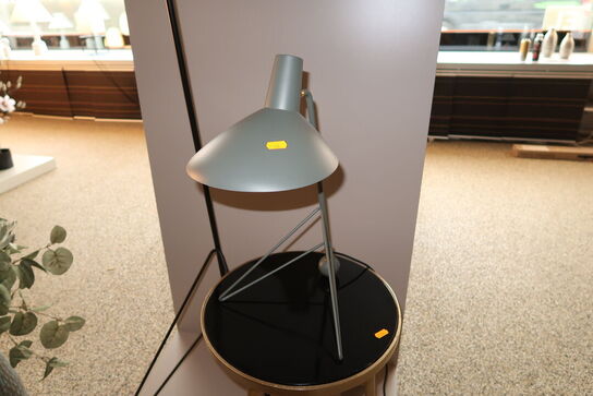 Bordlampe &TRADITION Tipod Moss