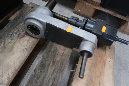 Flydende rømmeholder