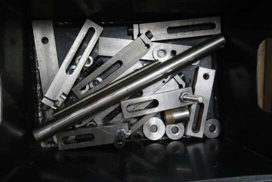 Diverse klør, bolte, m.v.