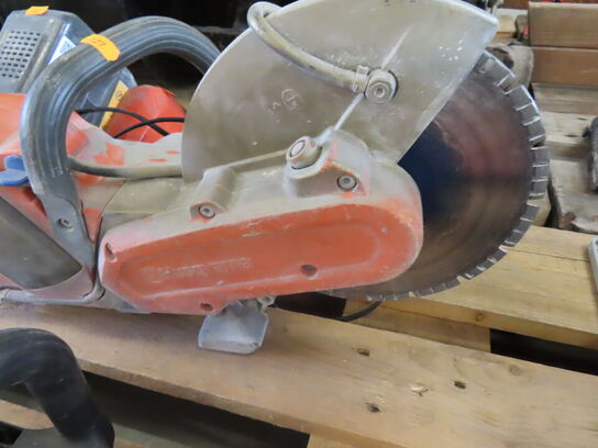 Kapsav, Batteri og Oplader, HUSQVARNA K535i