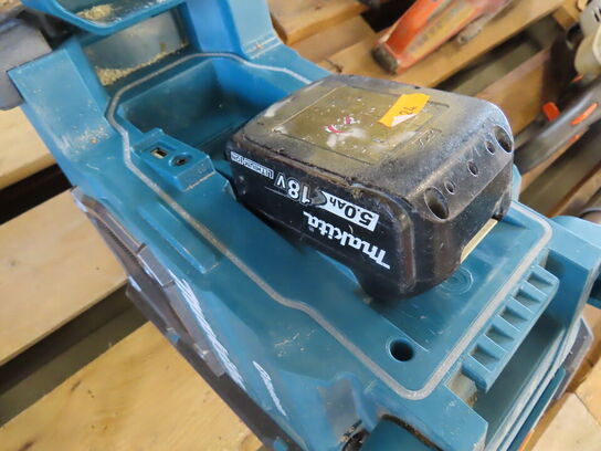 Radio m. Bluetooth og batteri - MAKITA