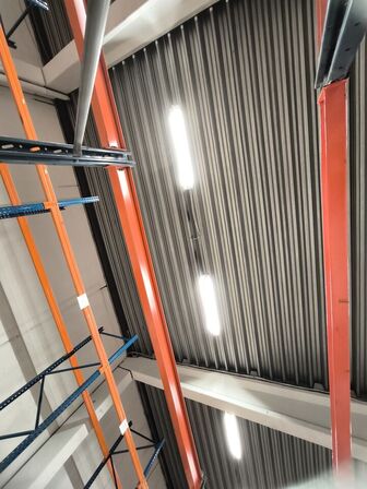 Pallereol 7 fag uden indhold plus 2 vanger